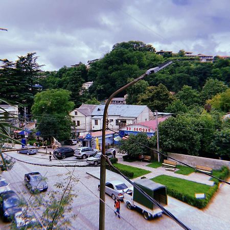 Apartment In Kutaisi Varlamishvili Zewnętrze zdjęcie
