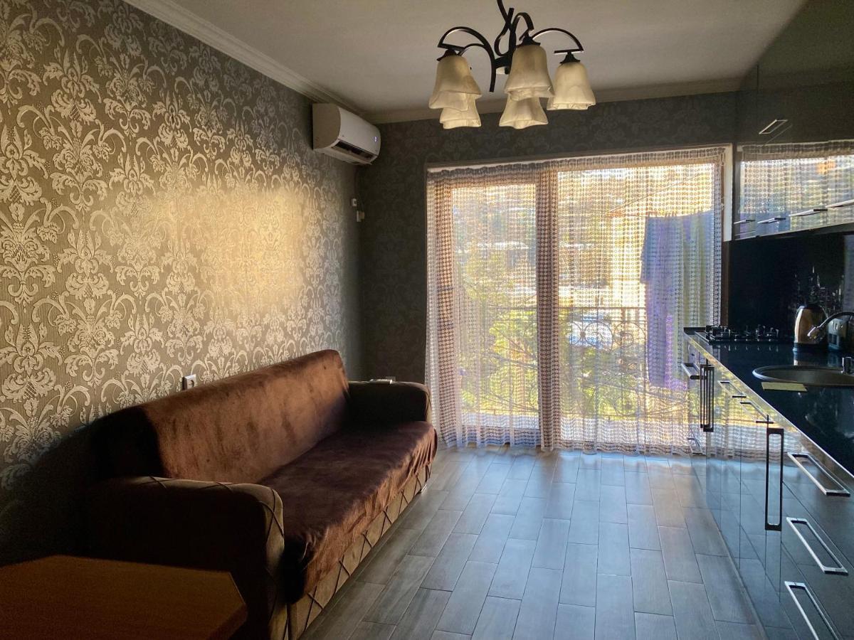 Apartment In Kutaisi Varlamishvili Zewnętrze zdjęcie